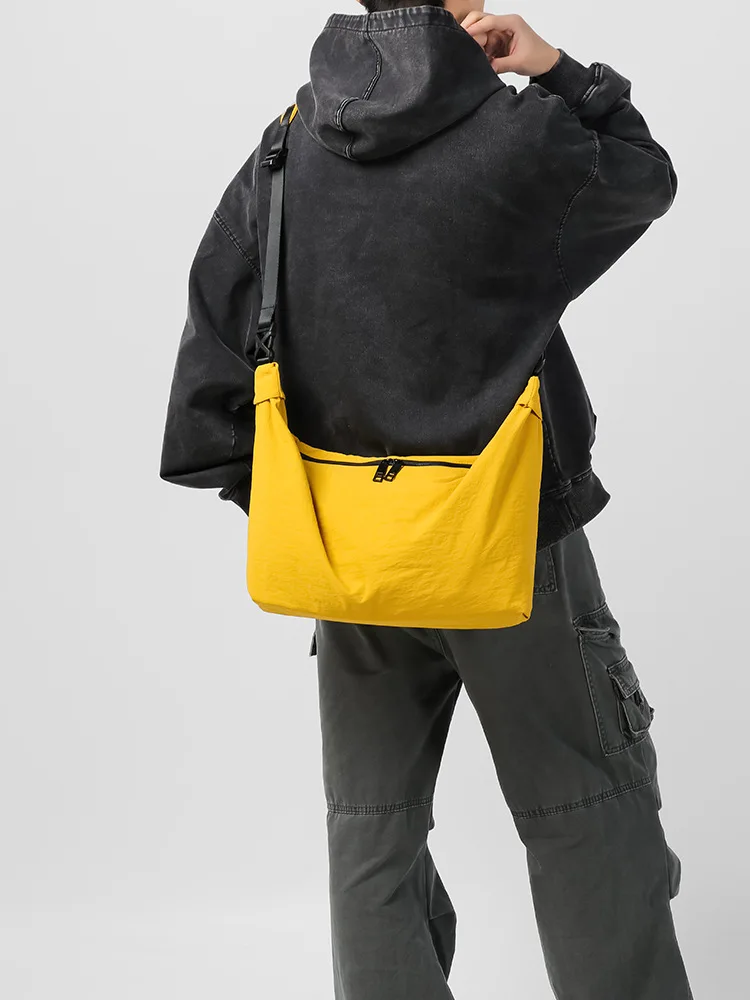 

Lightweight casual bag for women2025New Nylon Fabric Large Capacity Waterproof Dual-use Shoulder Bag for College Students