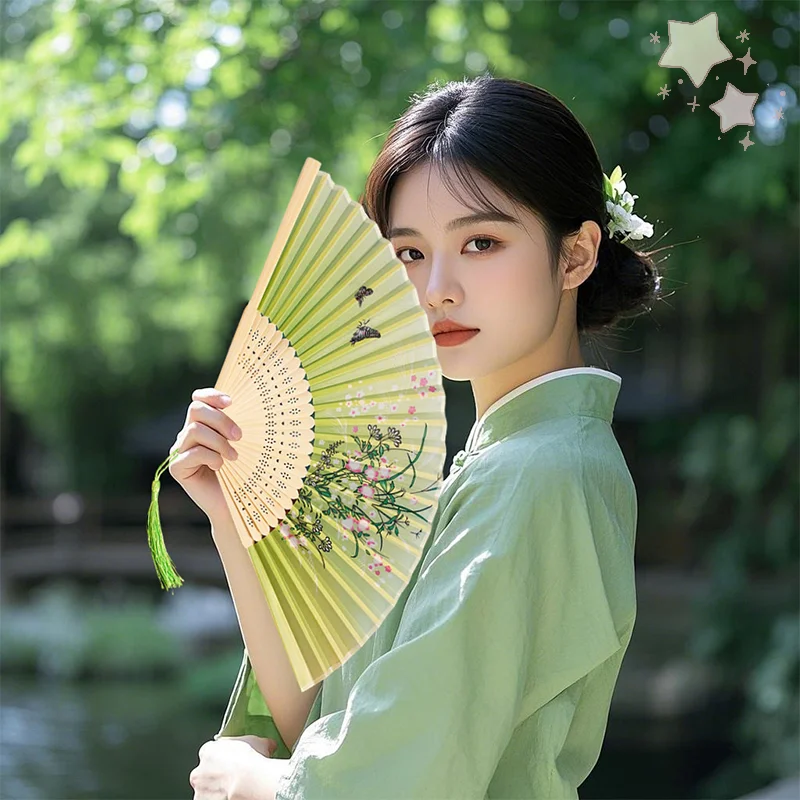 

Chinese Ancient Folding Fan Vintage Exquisite Print Bamboo Folding Fan With Tassel Classical Dance Fan Home Decoration Craft