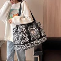 Bolsa de viaje de nailon de gran capacidad con estampado animal, bolsa de almacenamiento para gimnasio deportivo, bolsa portátil para la noche de fin de semana para mujer