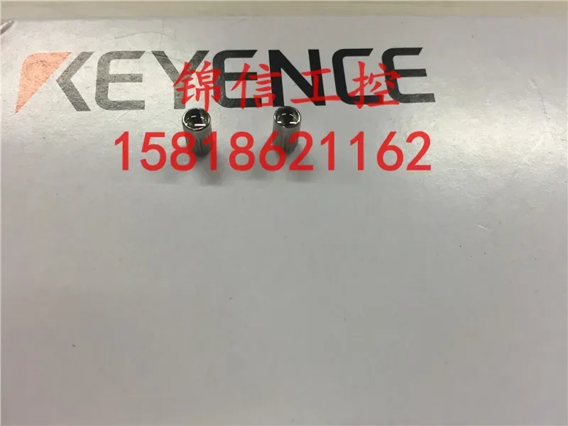 KEYENCE F-2 100 % neu und original