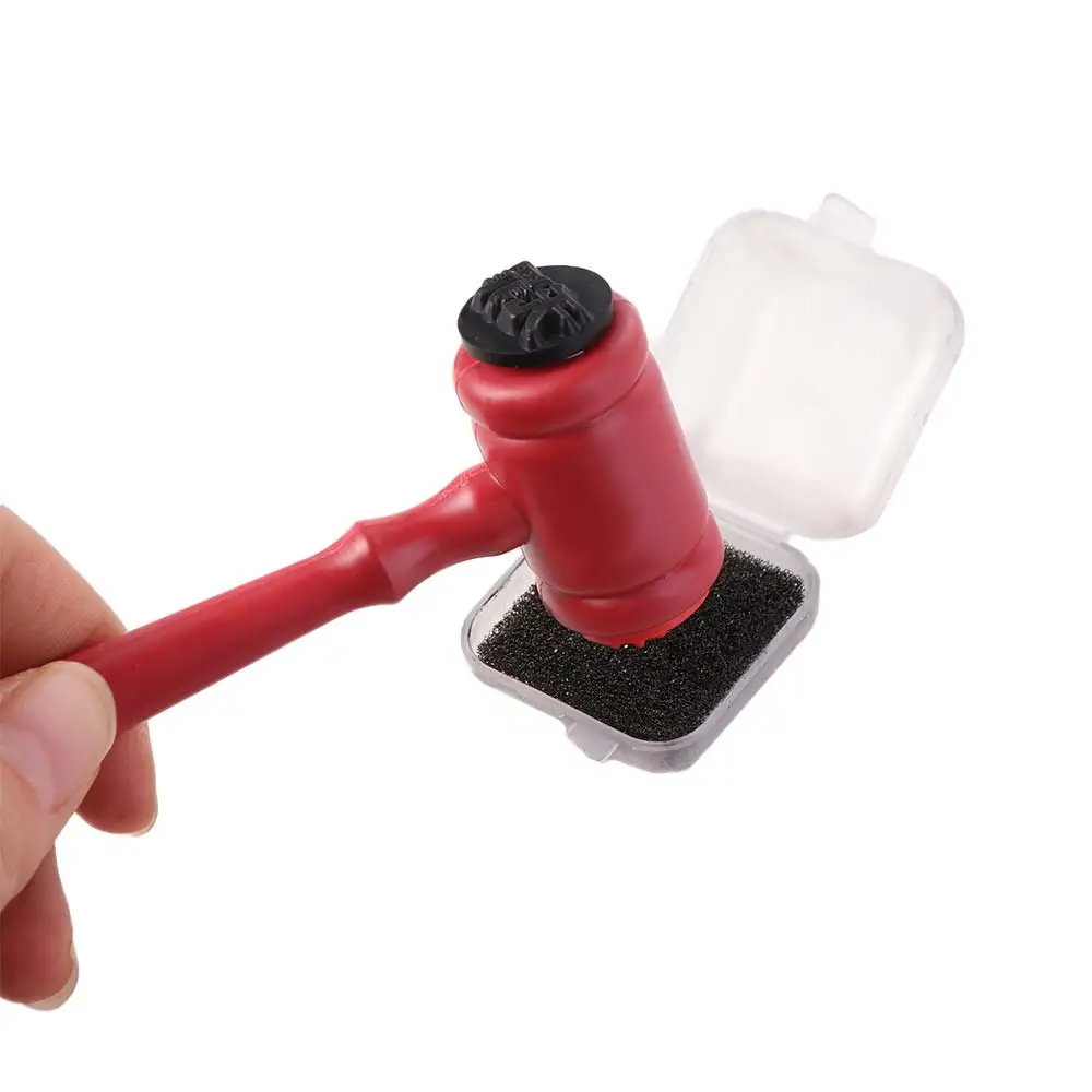 ค้อนไม้พกพาสำหรับเล่นบทบาทสมมติ พร้อมตราประทับหมึก ค้อนไม้สีแดงขนาดเล็ก อุปกรณ์สำหรับงาน Scrapbooking