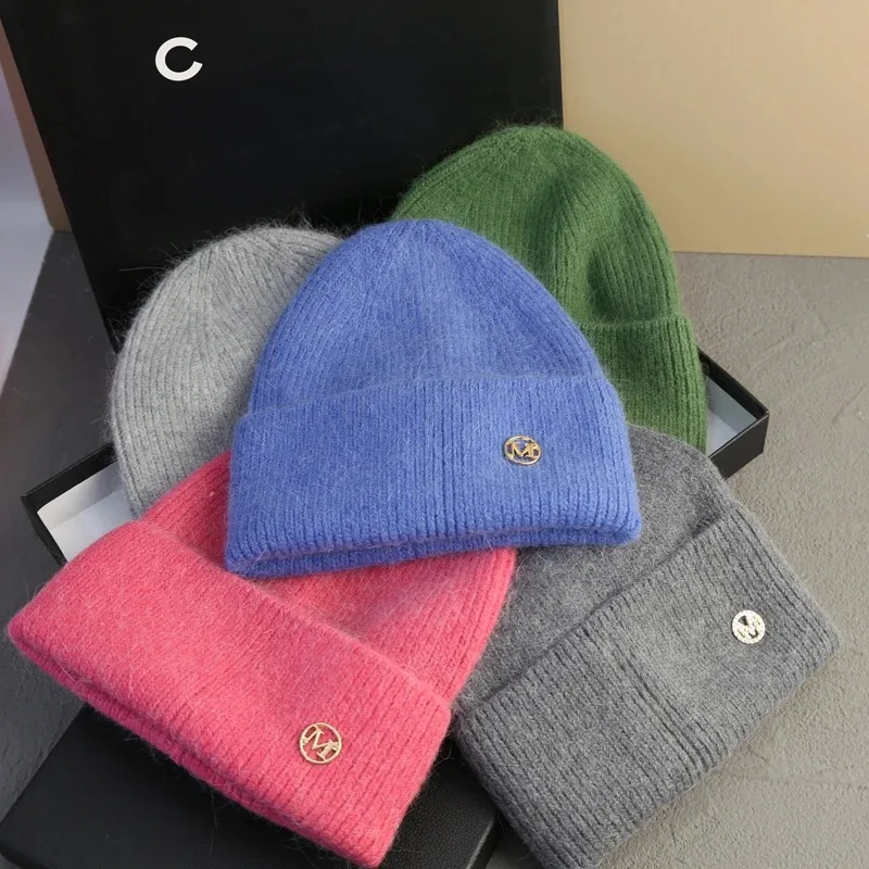 Gorro de Angora esponjoso de piel de conejo para mujer, gorro cálido de invierno para mujer, gorros suaves de lana de Cachemira, gorro tejido azul para esquí al aire libre 2024