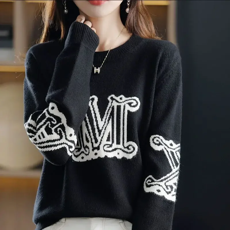 Women fall new pullover sweater Elegant round neck loose sweater M letter splicing knitted bottoming shirt fashion must-haves