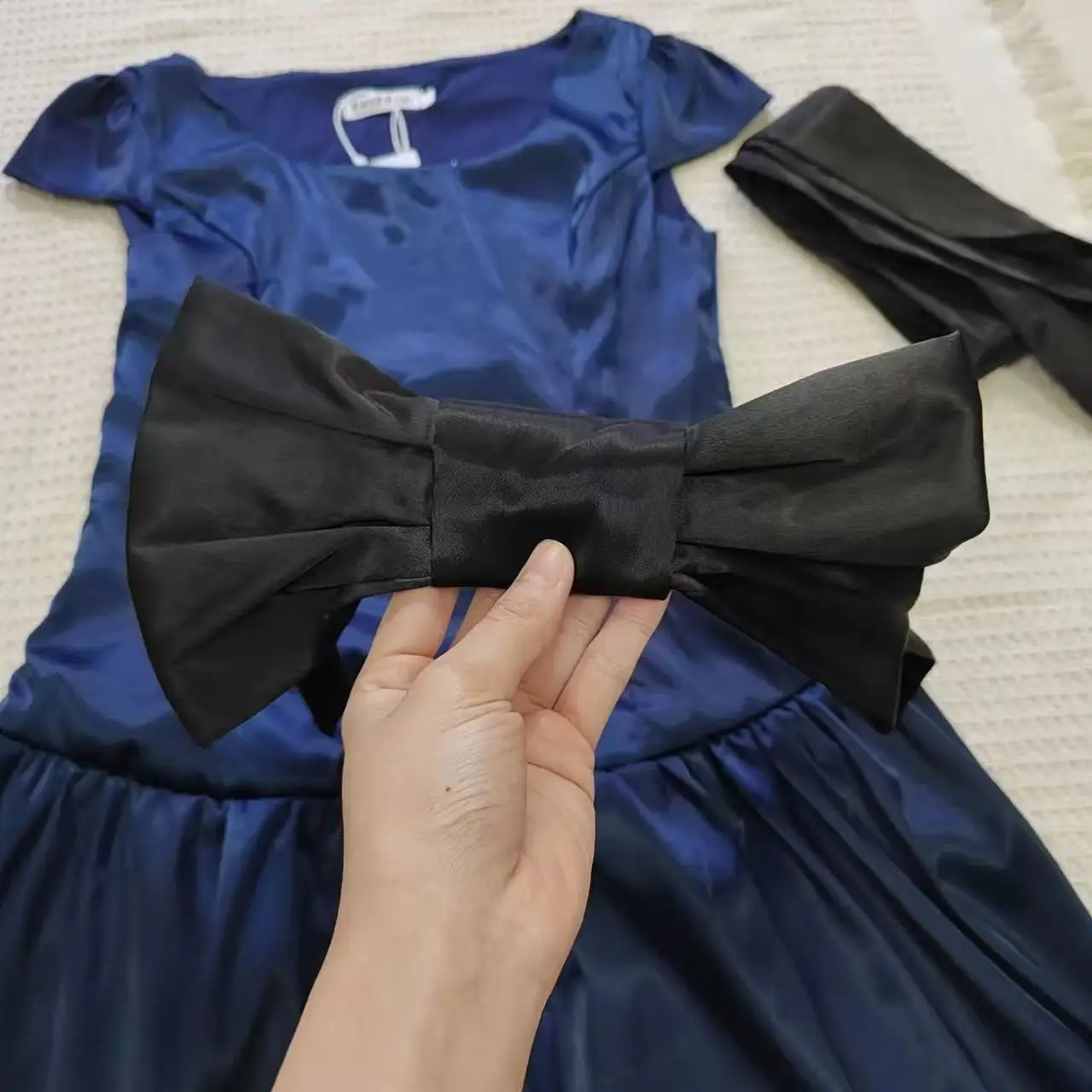 Vestido elegante Vintage Hepburn Sexy para mujer, vestidos de fiesta ajustados Retro dulces de verano, traje gótico con cuello colgante a la moda, nuevo diseño 2025