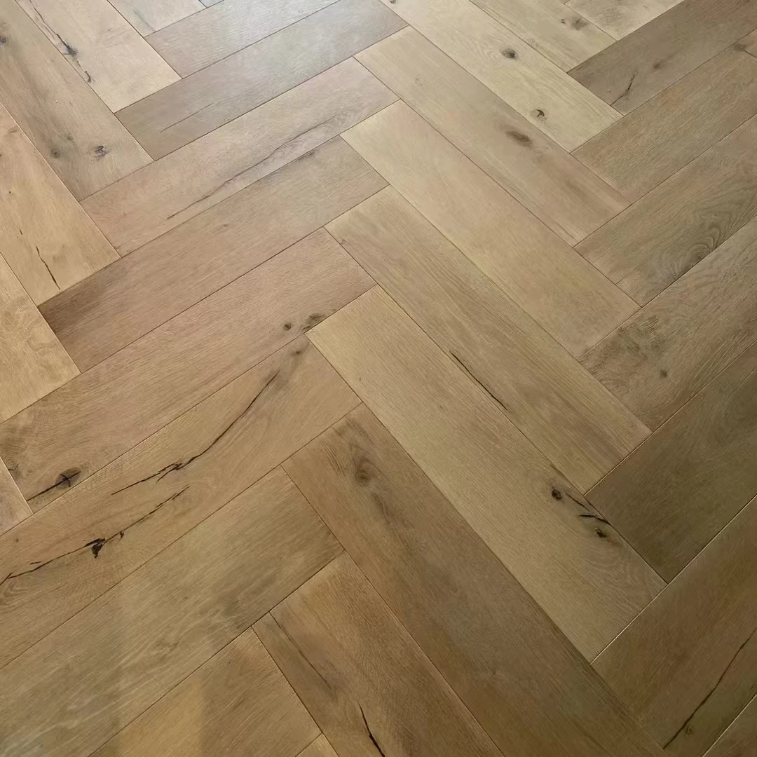 أرضيات فسيفساء من خشب البلوط الطبيعي مقاس 15 مم مخصصة مع أرضيات هندسية مصقولة بنمط متعرجة