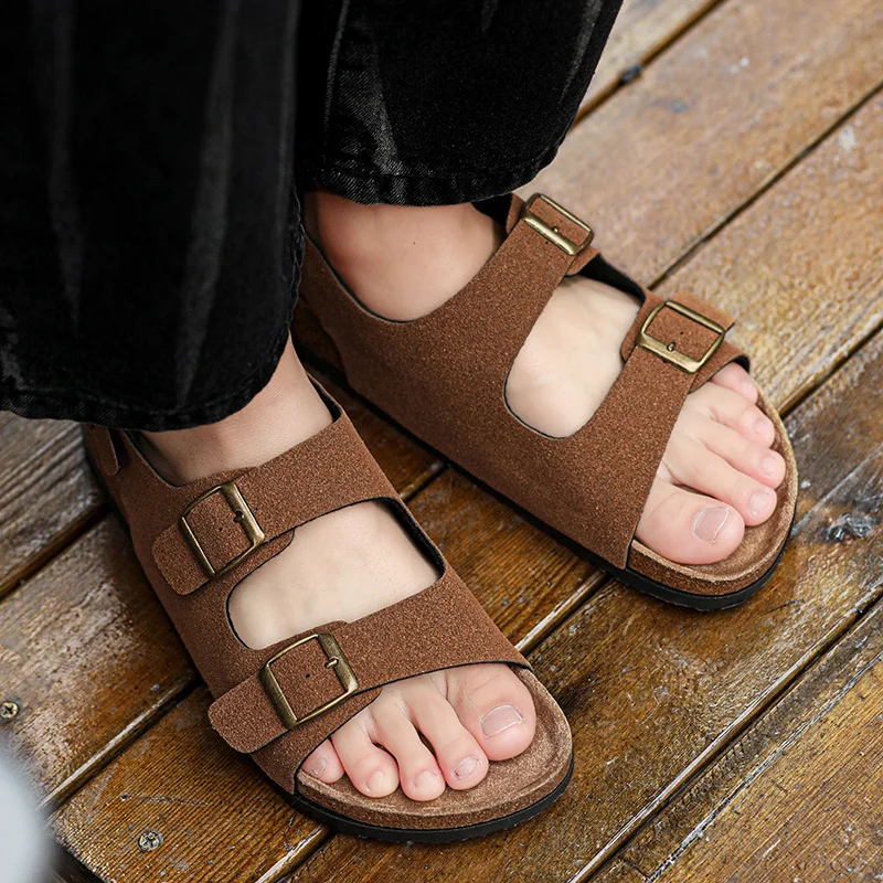 New Leather Men Sandals Summer Men\'s Sandals Women Slippers Outdoor Beach Lightweight Zapatos Hombre Durable Non-Slip Footwears