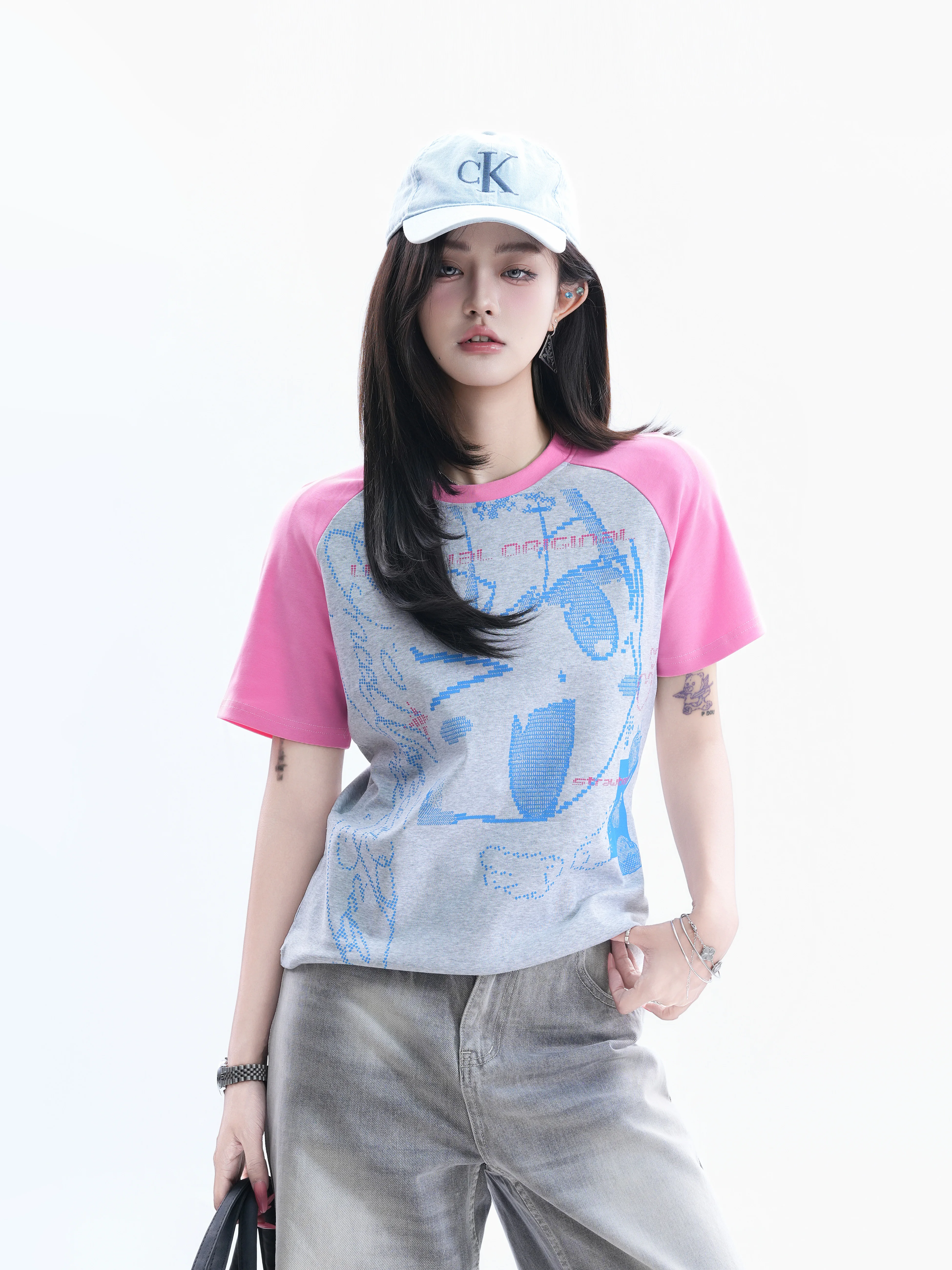 

Retro American Pixel Print Short Sleeve T-Shirt Women's Color Block Slimming Cool Top Small Ball Ball Sweet And Cool Shirt