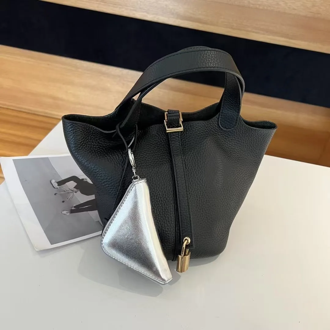 Universal Car Key Cover Triangle Design Genuine Head Layer Sheepskin Leather Personalized Keychain Bag Accessory