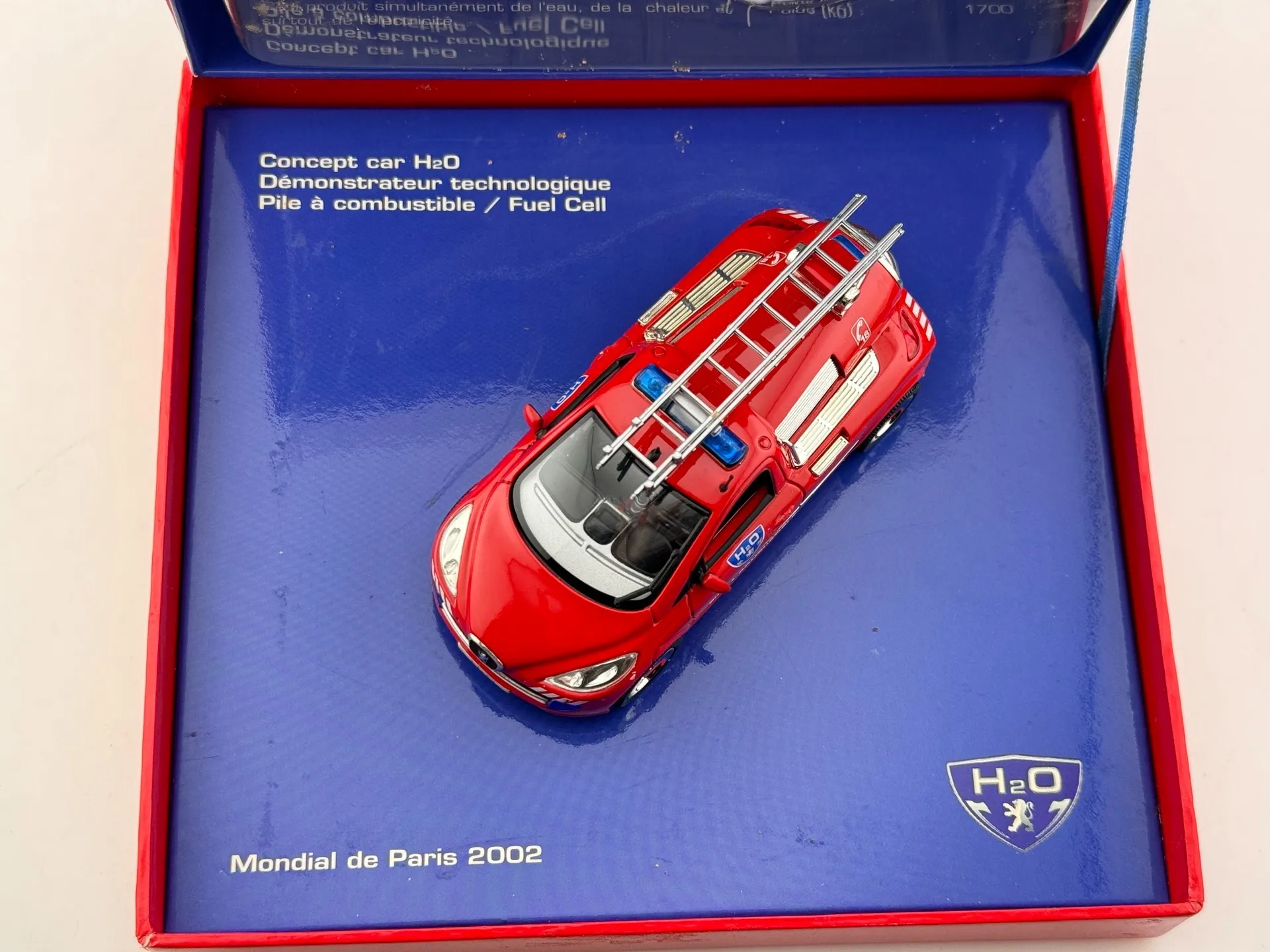 Defecto de superficie de pintura Diecast Norev, escala 1/43, Peugeot, motor de bomberos, modelo de coche de aleación, juguete para regalo coleccionable, adorno de exhibición de recuerdo