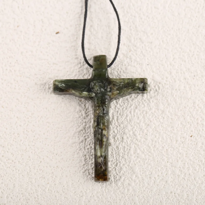 

Emerald Green Canada Jade Cross Pendant Bead for for Necklace Stone Fashion Natural Jewelry 55x41x8mm 12g