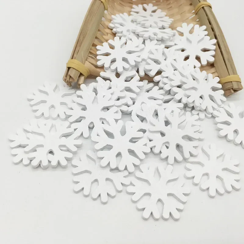 

100pcs Winter Wooden Snowflake Decor Christmas Winter Snowflake Tabletop Decorations Table Signs Tray Decorations for Party