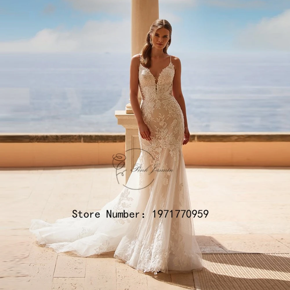 Mermaid Gorgeous Lace Wedding Dress V Neck Spaghetti Straps Applique Elegant Bridal Gowns Court Train Backless Custom Made 2024