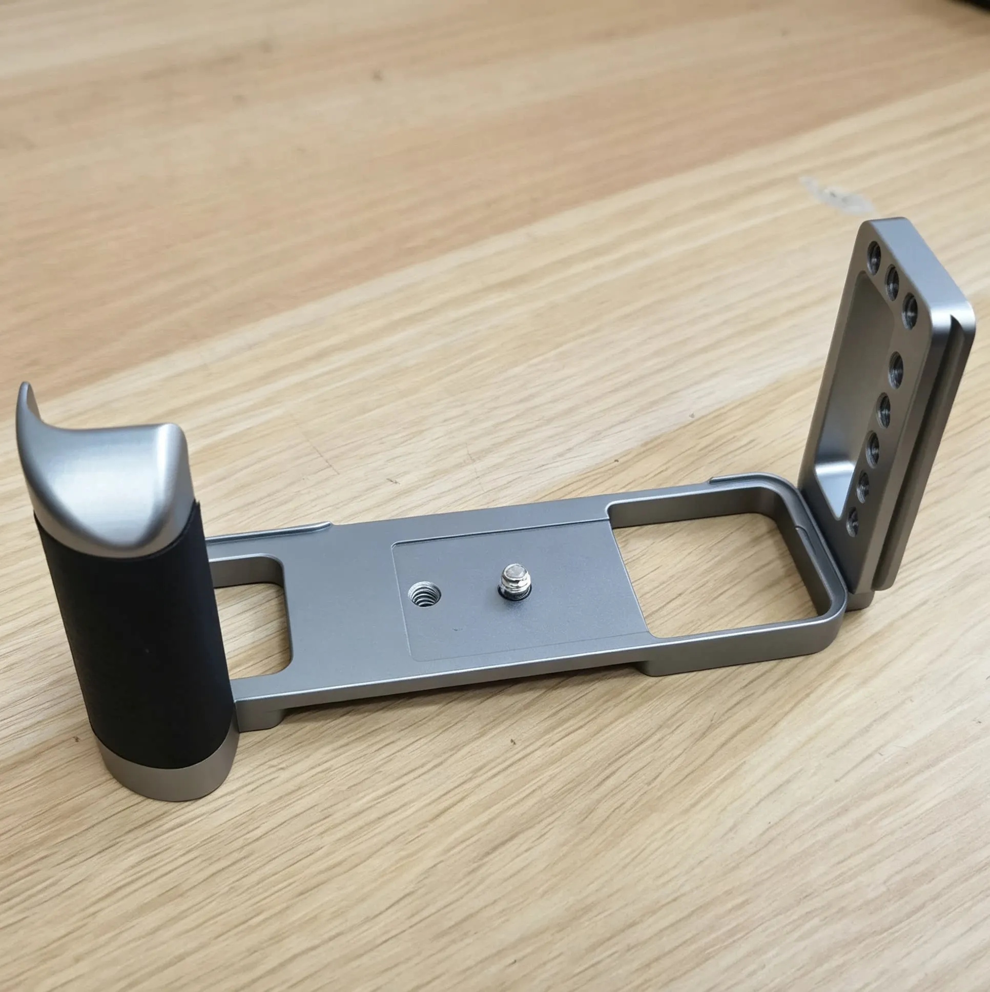 For Fujifilm GFX 50R L Plate Metal Hand Grip Vertical Quick Release Bracket Tripod Base for Medium Format Camera