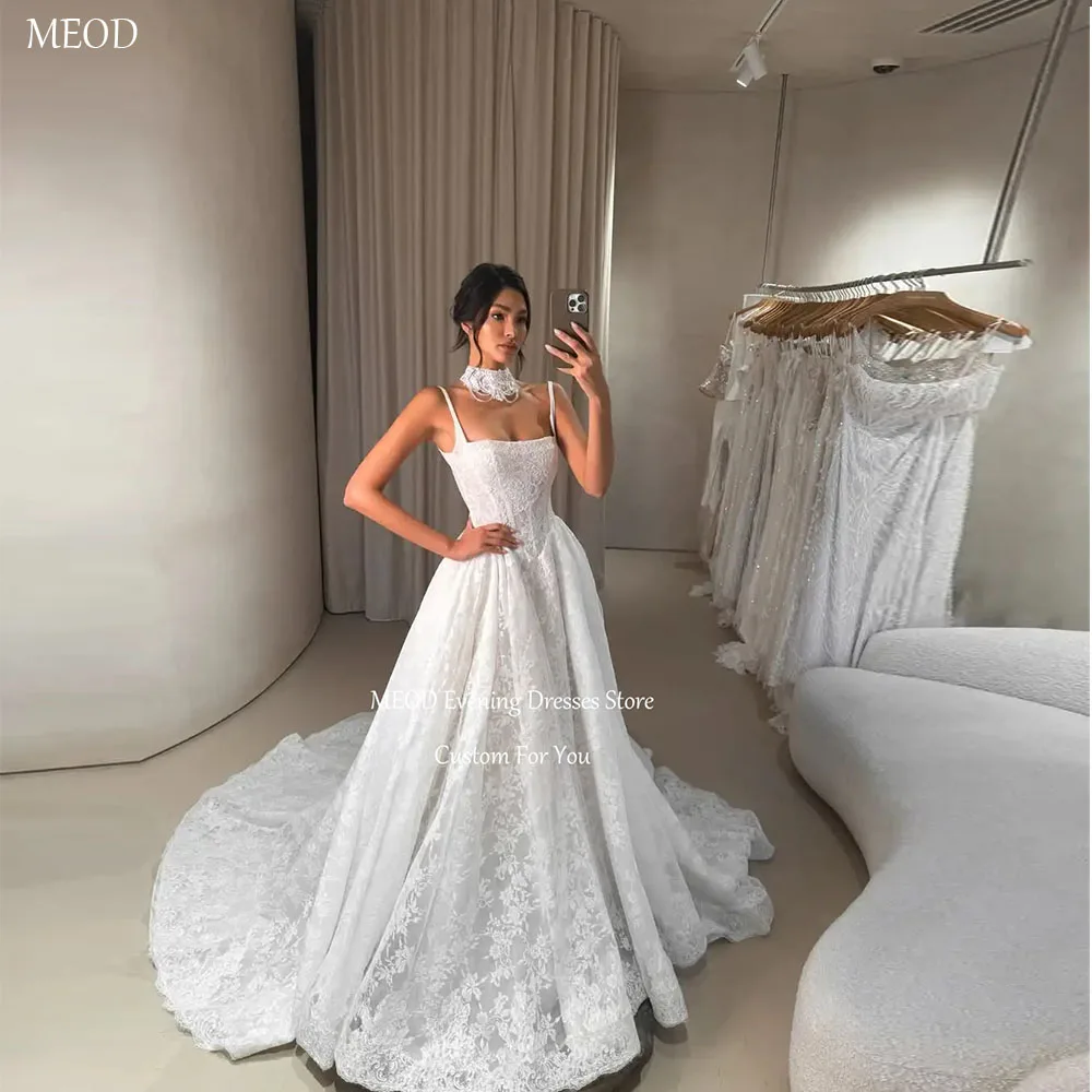 

MEOD Elegant Spaghetti Strap Weddings Dresses Lace Appliques Vestidos Novia Bohemio Strapless Long Train Bridal Gown Customized