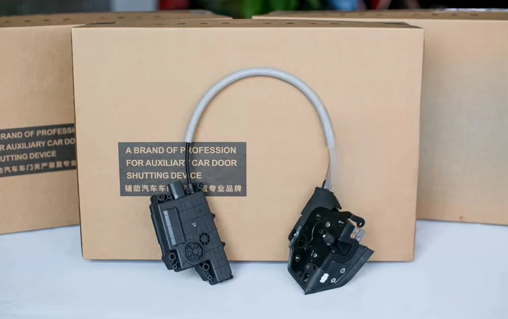 Penutup Pintu Otomatis dengan Pengunci Pintu Penutup Lembut Elektrik untuk Suku Cadang Bodi Mobil XPENG