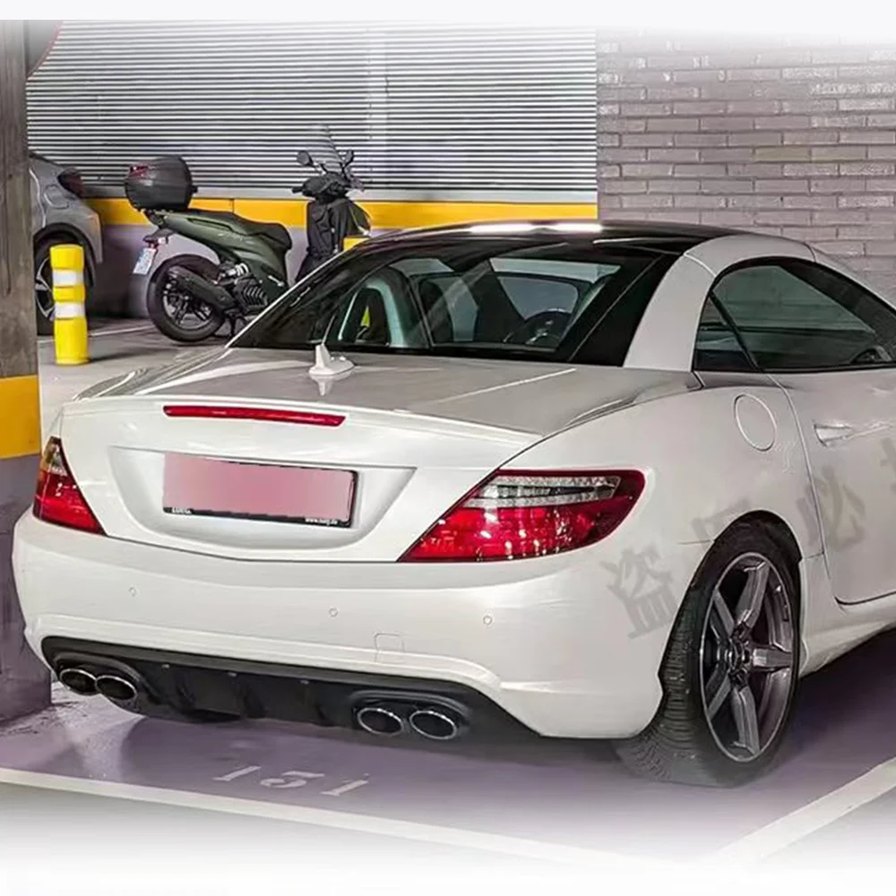 

Suitable for Benz SLK R172 SLK200 SLK250 SLK 350 2005-2019 (AMG version only) Carbon fiber rear bumper rear lip spoiler