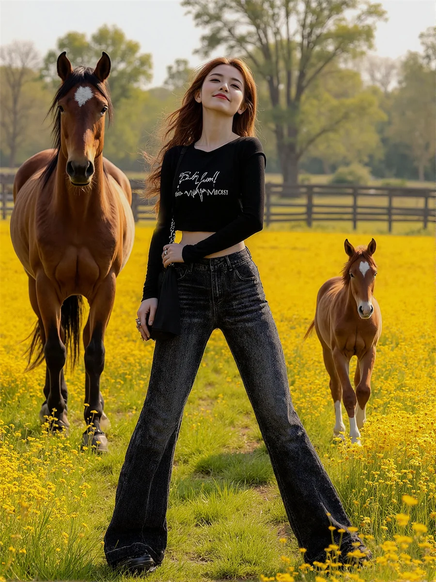 Pantaloni jeans svasati effetto consumato per donna Denim Abbigliamento donna Pieghe a vita alta Gamba larga Dritto a figura intera Casual Allentato BF