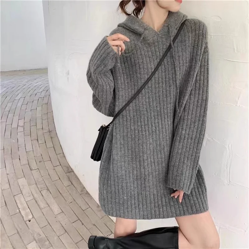 

Autumn and winter new women's 100% pure wool knitted hooded collar pullover casual solid color long sweater hot selling top