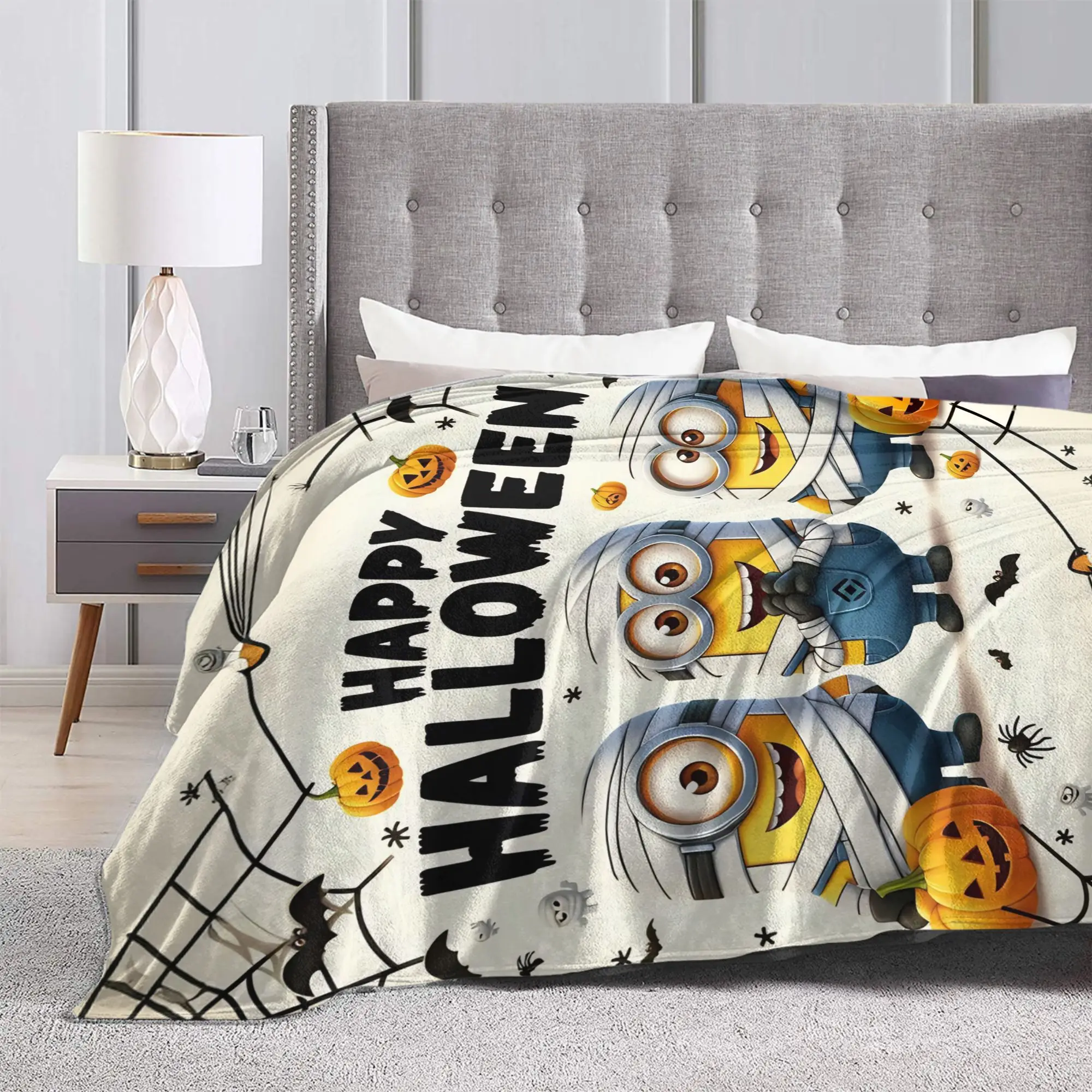 Cute Anime M-Miniones Blanket Flannel Autumn Halloween Bats Breathable Lightweight Thin Throw Blanket for Home Travel Bedspread