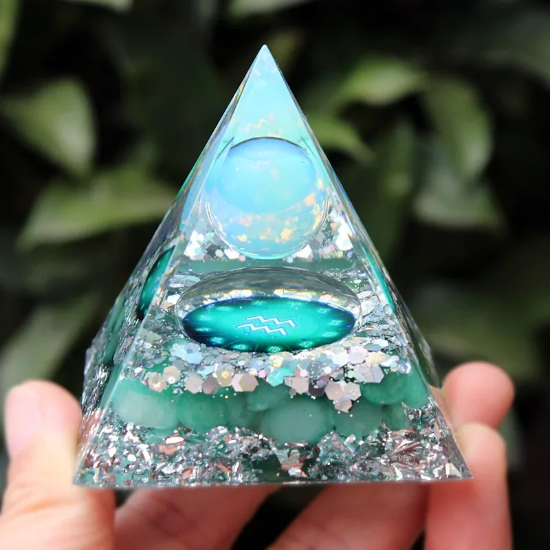 New 12 constellation Aquarius Crystal Gravel Pyramid Home Resin Crafts Desktop Office ornaments