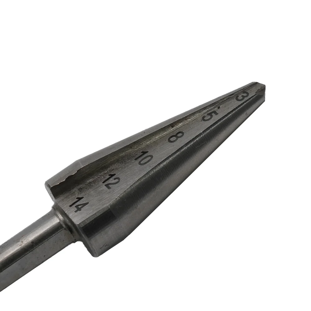 Robust HSS Taper Drill Bit Featuring a 6810mm Shank Suitable for Both Professional and DIY Projects in Any Setting