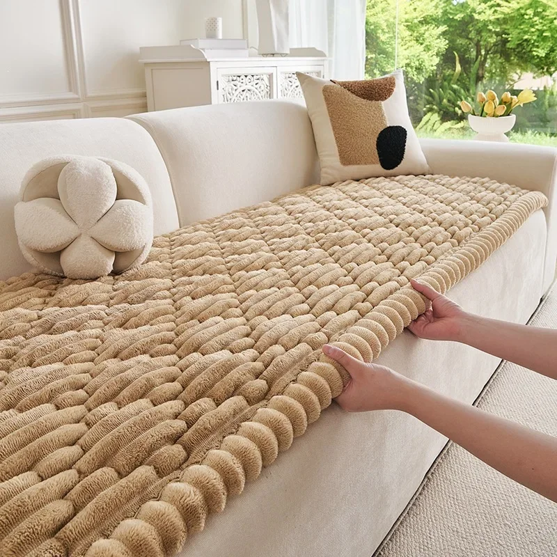 Winter Flannel Couch Cushion Solid Color Premium Plush Sofa Covers Thick Warm Fixed Non Slip Living Room Decoration Sofa Blanket