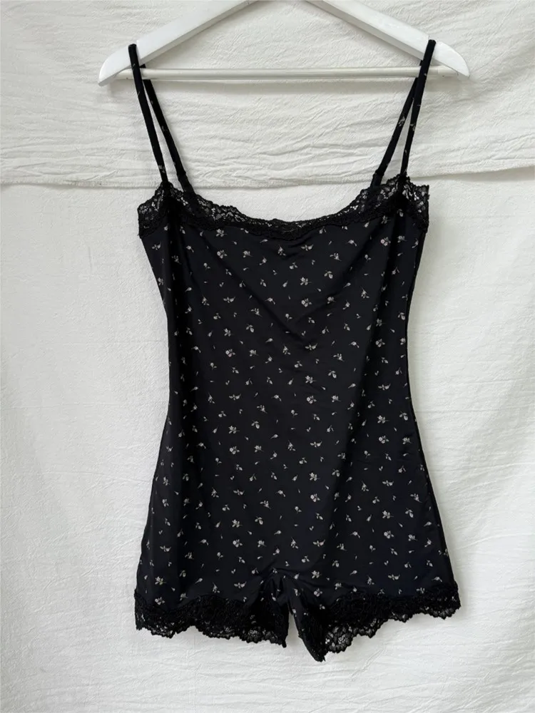 

Lace Trim Slim Yoga Playsuits Women Chic High Elasticity Adjustable Strap Skinny Bodysuit Sweet Cute Pink Smooth One-piece Tops