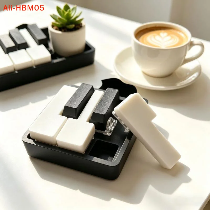 (HB05)Mini Piano Keyboard Fidget Clicker Toy Satisfying Press Feeling Portable Keychain For Adults Office Stress Relief