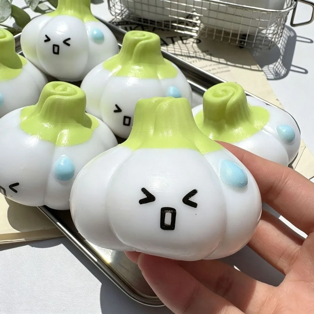 Crunchy Garlic Squeeze Building Blocks Sound Effects Realistic Food Pinch Soft Comfortable Handmade Ball for Adults