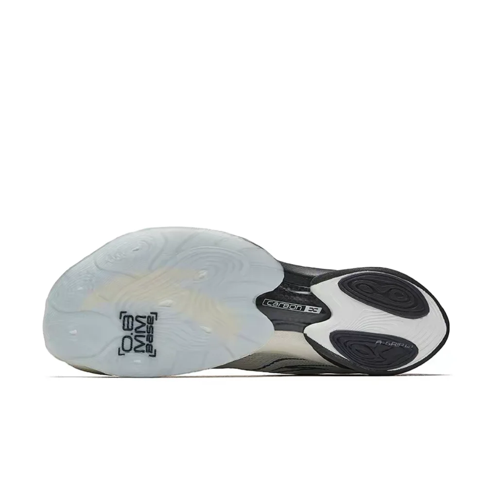 Anta C10 Pro: Comfortable and Minimalist, Panda Colorway, Non-Slip, Breathable, Low-Top Running Shoes for Men 112445574-1
