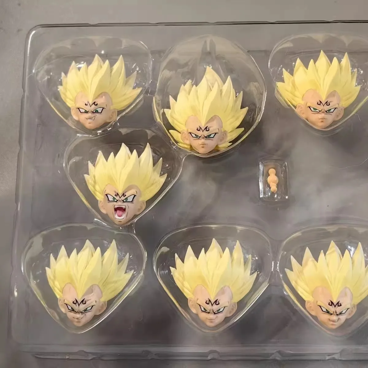 Dragon Ball Z Mushrooms Goku Vegeta Gogeta Head Sculpting Accessory Package Super League Normal Black Super Saiyan Boxed Toys