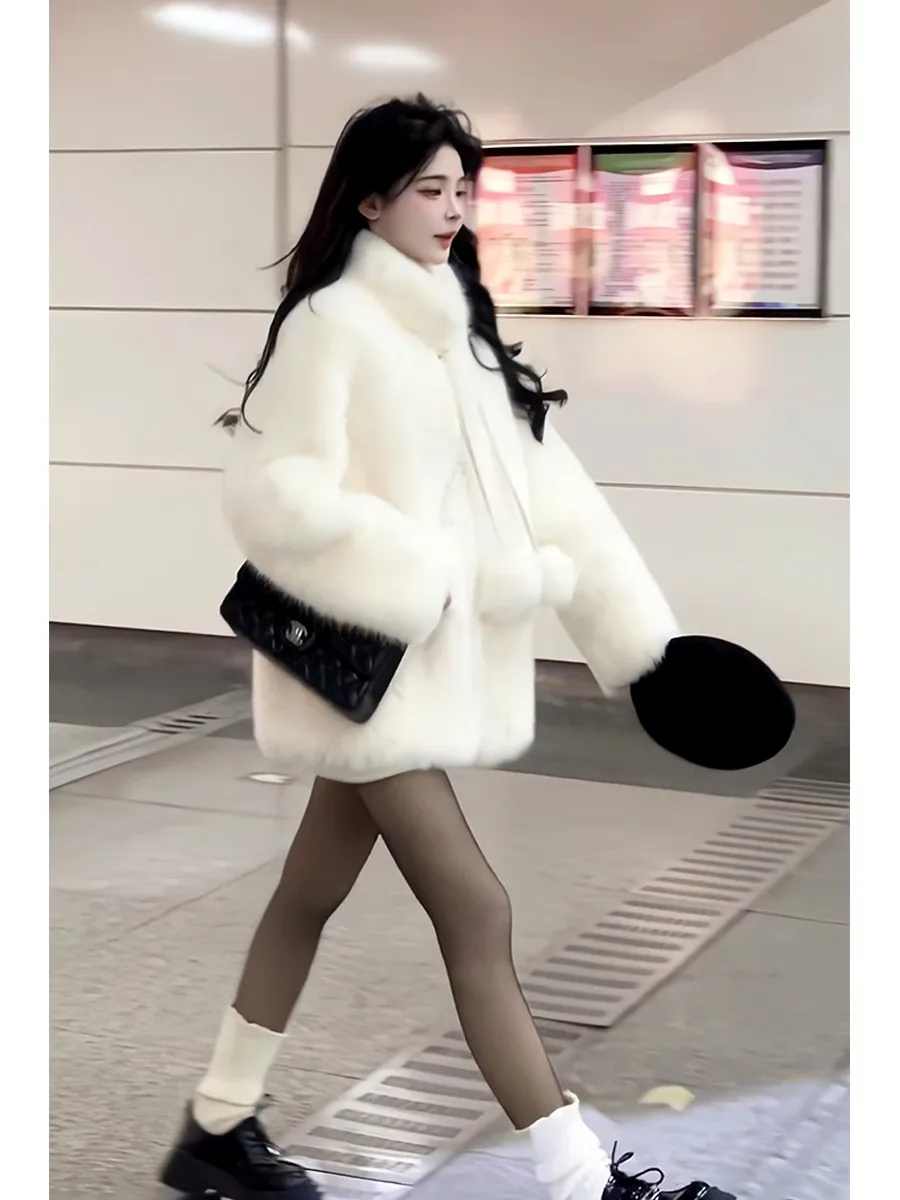 

Утепленное зимнее пальто для женщин: милое, с пушистым помпоном, с поясом, теплое, для улицы, с длинными рукавами, с круглым воротником