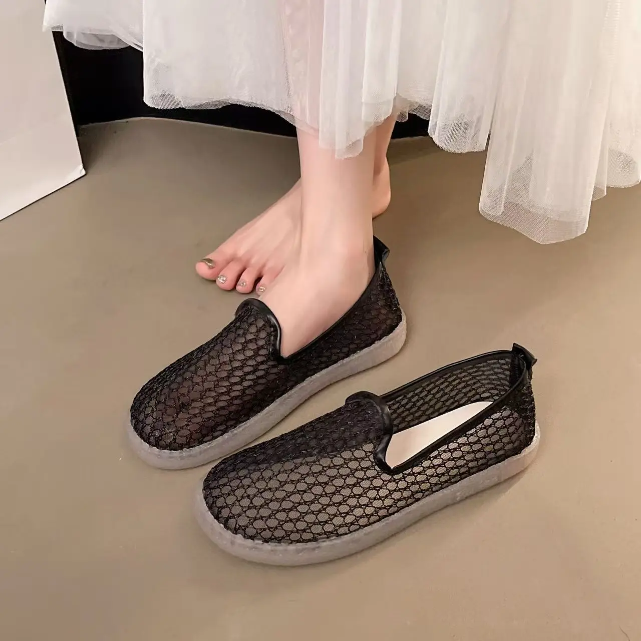 

Women's Summer New Mesh Hollow Out Flat Sole Shoe Soft Sole Non Slip Breathable Round Toe Slip On Lightweight Nude Shoes Sandals
