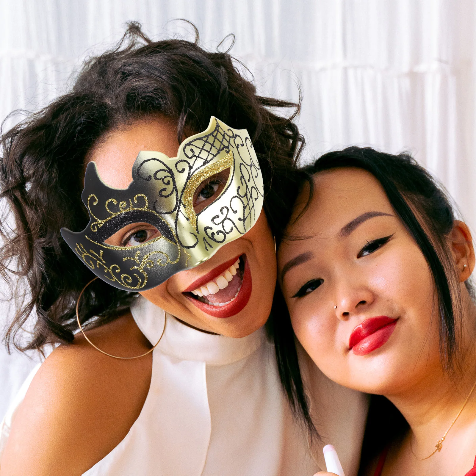 

Golden Black Half Face Masquerade Plastic Costume Halloween Decor Prop Women Cosplay Costume Party Mask Carnival Mask Party