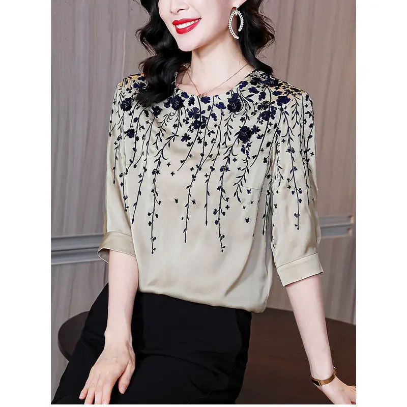 Vintage Printed Half Sleeve Loose Embroidery Satin Blouses 2023 Summer New Casual Pullovers Half Sleeve Commute Shirt