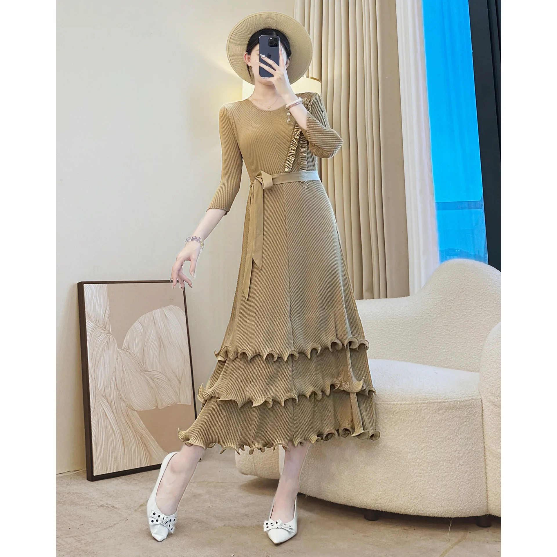 

Miyake Pleated Dress 2025 Fall New French Wooden Ear Edge Plus Size Dress Fashion Pressed Wrinkles Loose Thin Elegant Cake Skirt