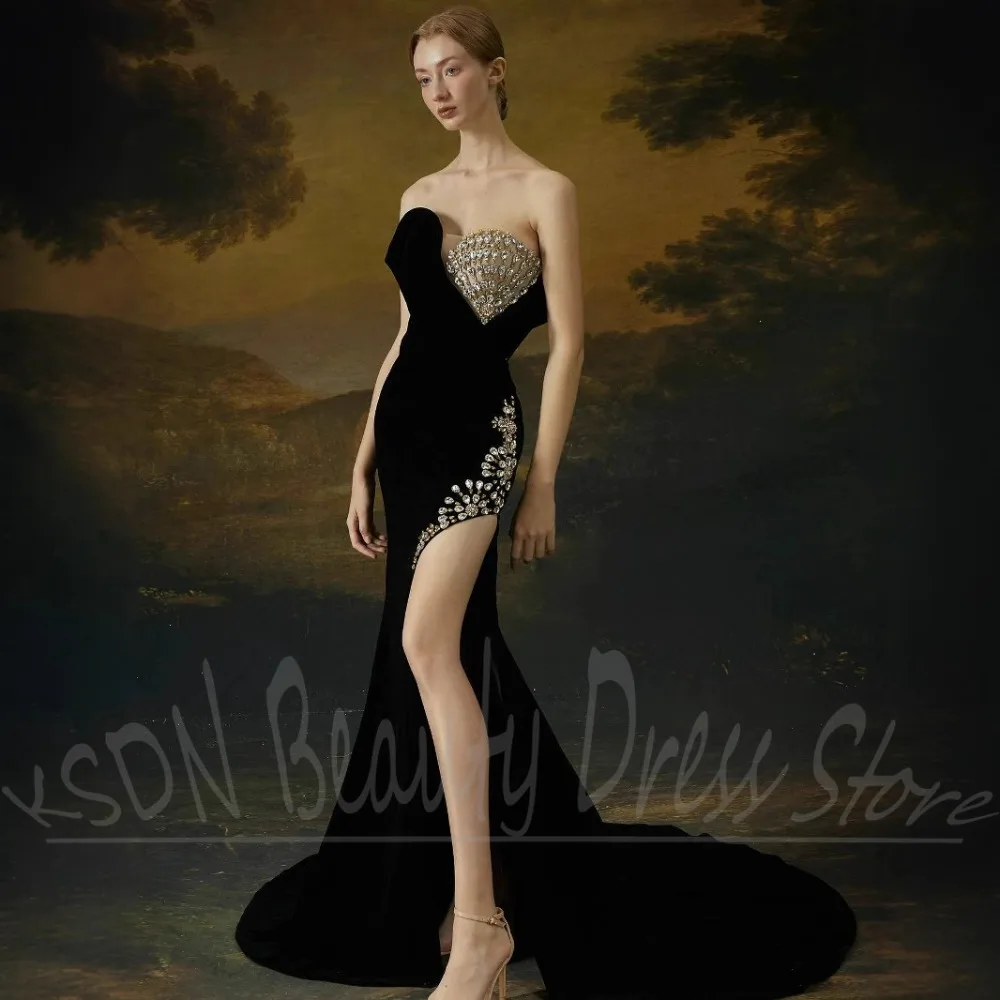 

Black Velvet Women Dresses Elegant Strapless Crystal Mermaid Party Gowns Chic Sleeveless Side Slit Floor Length Evening Dresses
