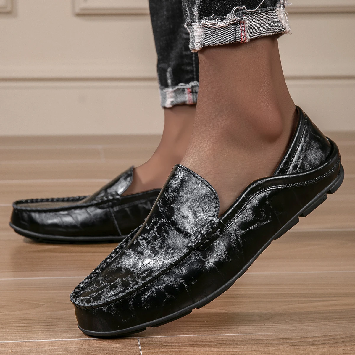 Summer Fashion Men Loafers Italian Casual Luxury Brand Men Shoes Genuine Leather Moccasins Light Breathable Slip on Boat Shoes