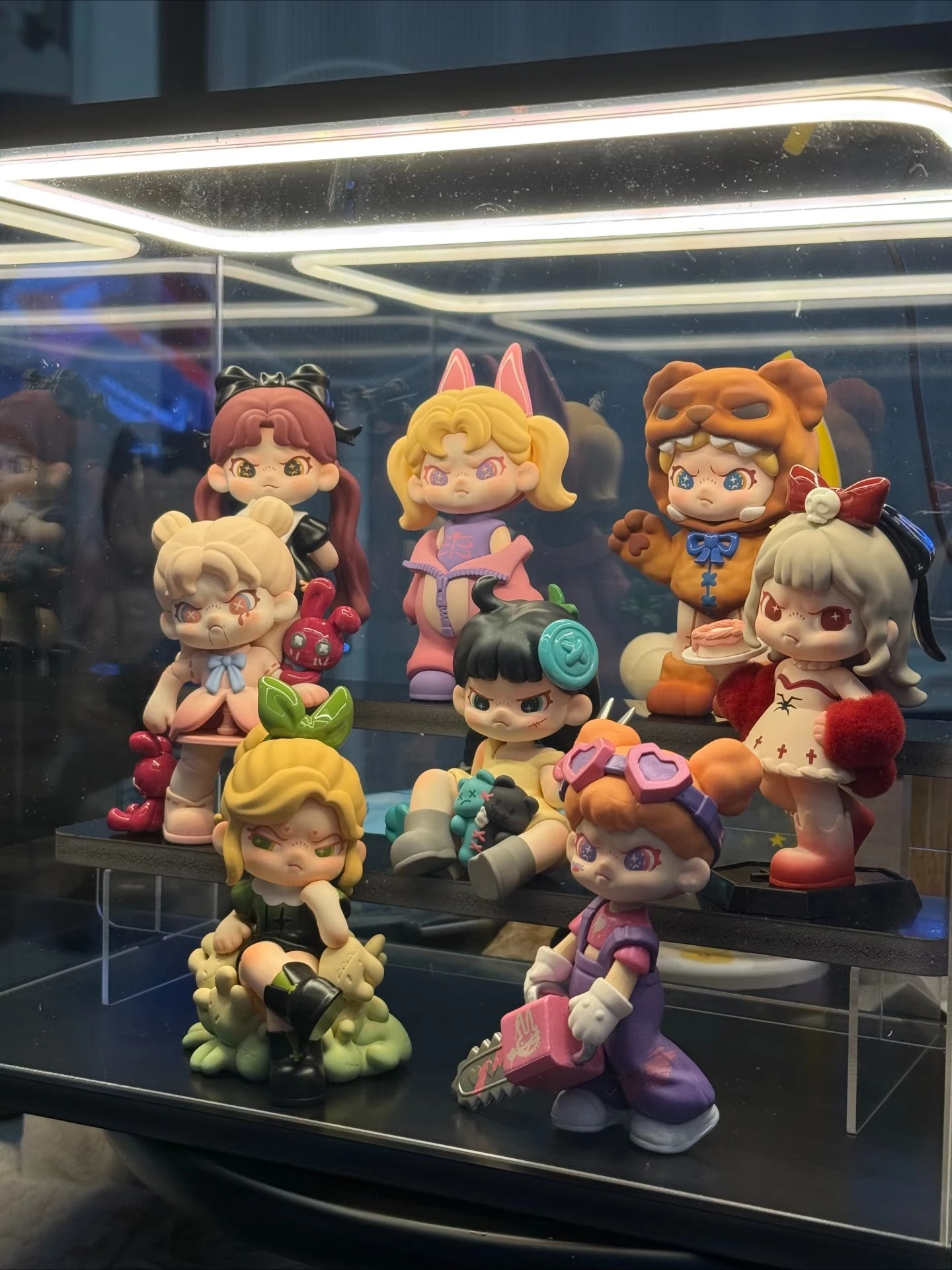 Idea de caja ciega, personajes de Anime de la serie mundial, modelo de PVC, Kit de modelismo, bonita caja de adivinación sorpresa, decoración de escritorio misteriosa, juguete para regalo