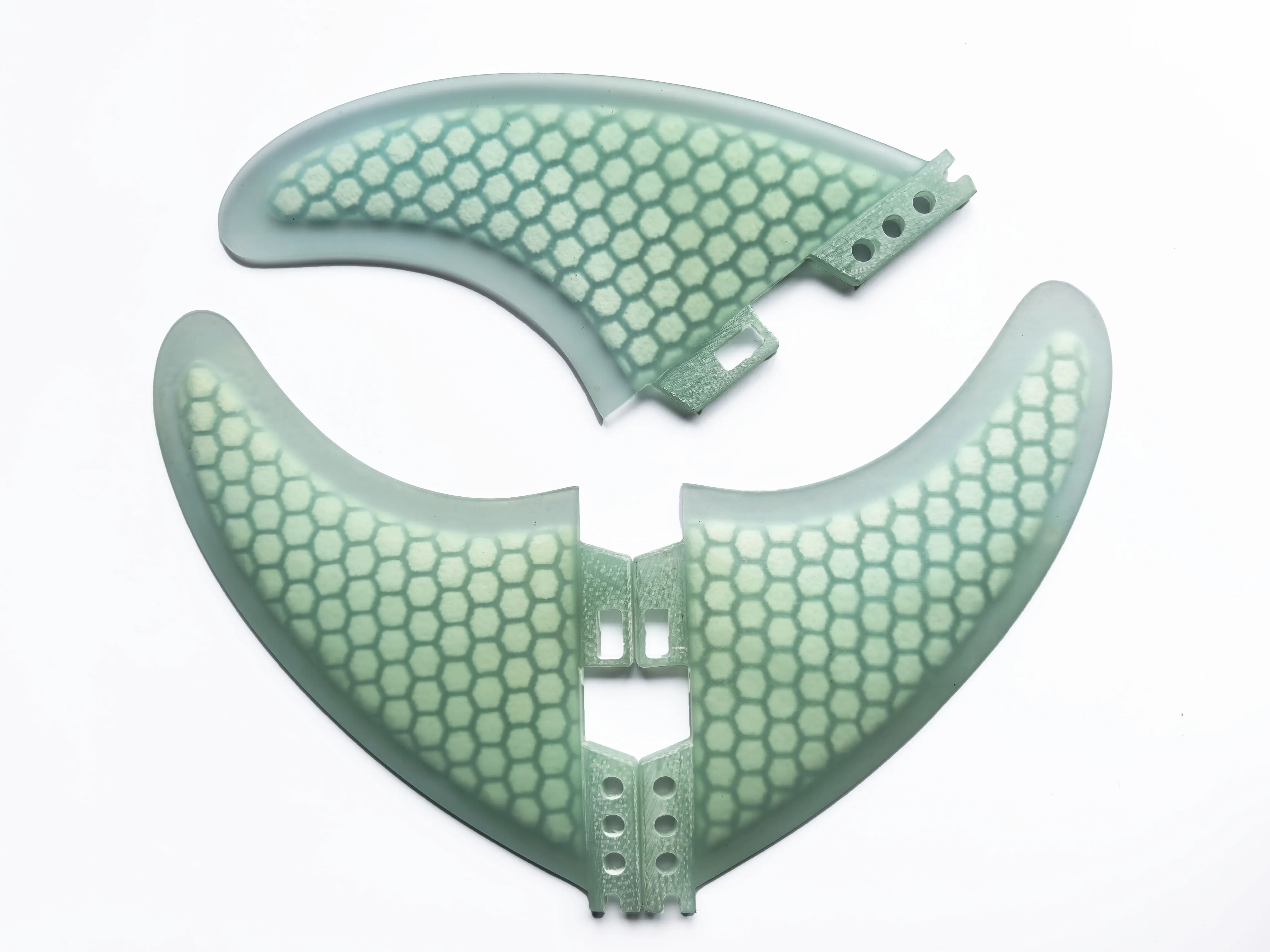 

FCS 2 G5 Ласты для доски для серфинга из сотового и стекловолокна Ласты для доски для серфинга Набор из 3 аксессуаров для серфинга