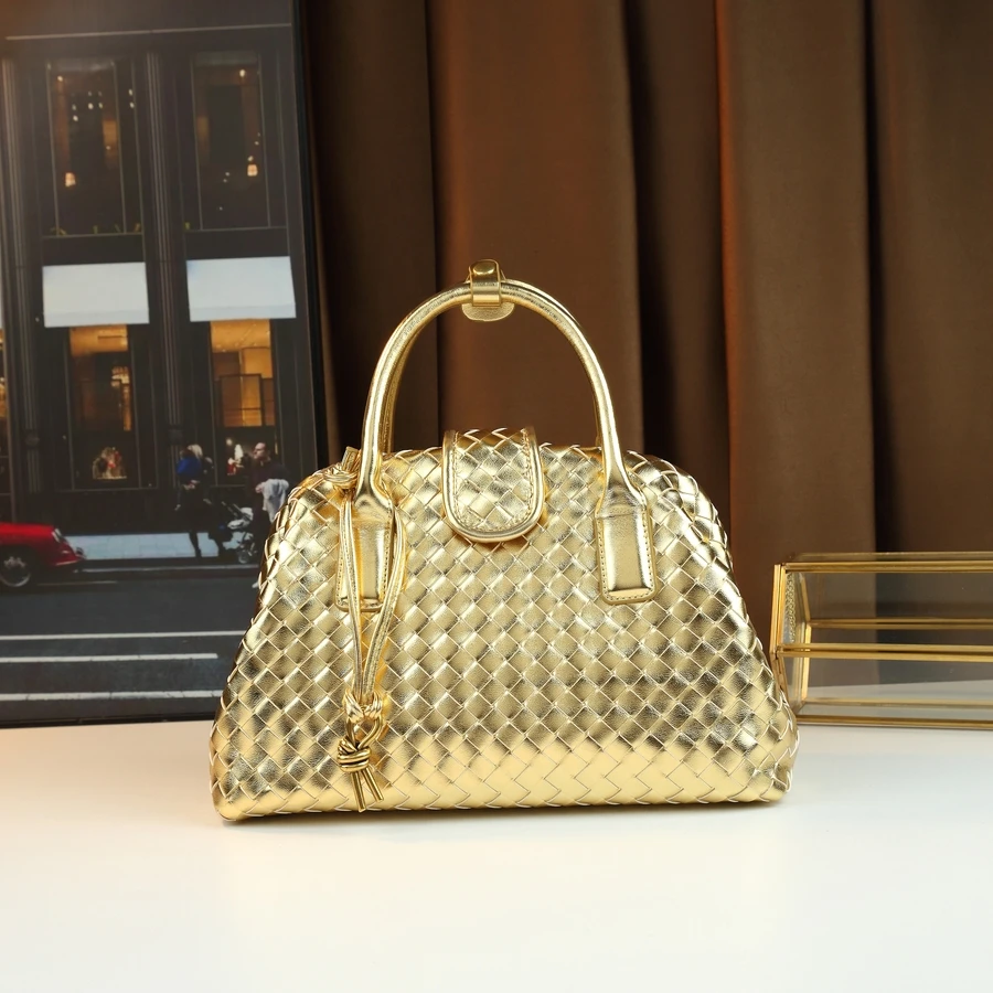 

New Handcrafted Shell Handbag Women's Fashion Casual Versatile Shoulder Crossbody Bag High-End Feelings Trendy Women's Purse