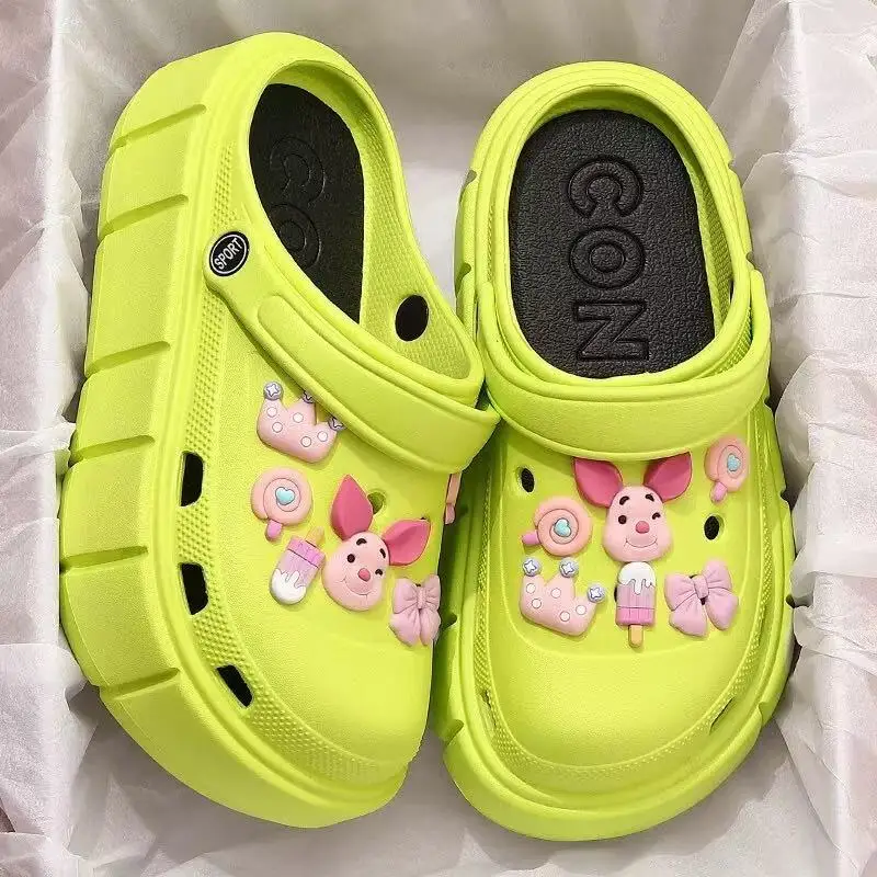 

drop shipping real picture toy Winnie the Pooh Cartoon Cute Buzz Lightyear summer 2025 New women's shoes slippers laday sandals