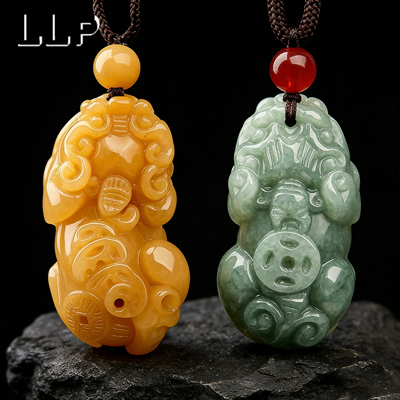 Natural Jade Fox Head Pendant a Lucky Charm For Attracting Wealth. Suitable As a Gift For Both Men And Women Jewelry Item