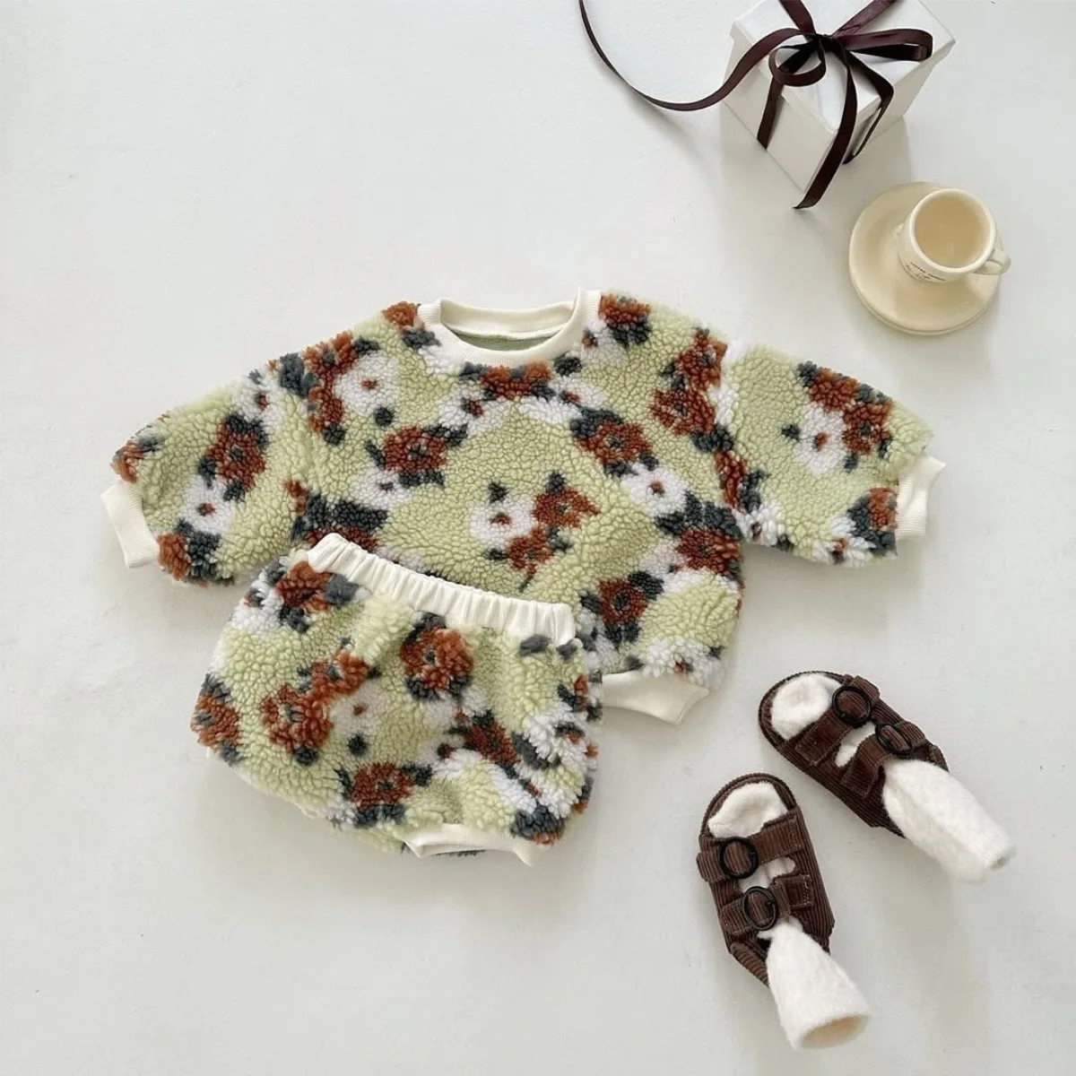 2025 شتاء جديد الطفل زائد المخملية ملابس سميكة مجموعة الفتيان الفتيات موضة أفخم طباعة القمم + السراويل 2 قطعة دعوى الاطفال ملابس غير رسمية #3