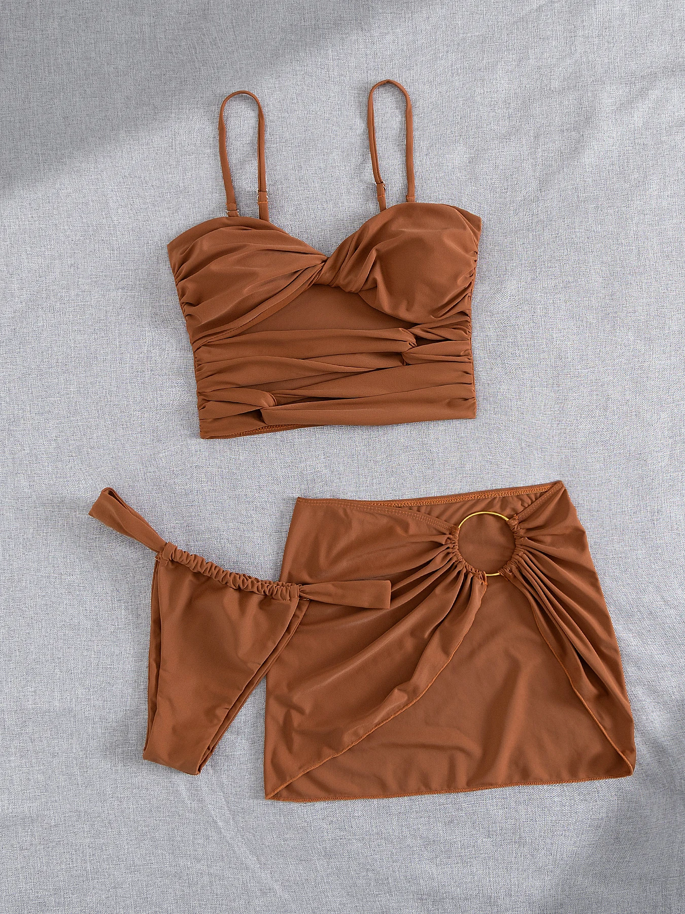 

Sexy Bandage Cut Out Bikini And Skirt Set Women 3Pcs Swimsuit Fashion Lady Biquini Swimwear Bathisuit Female Beachwear Getways