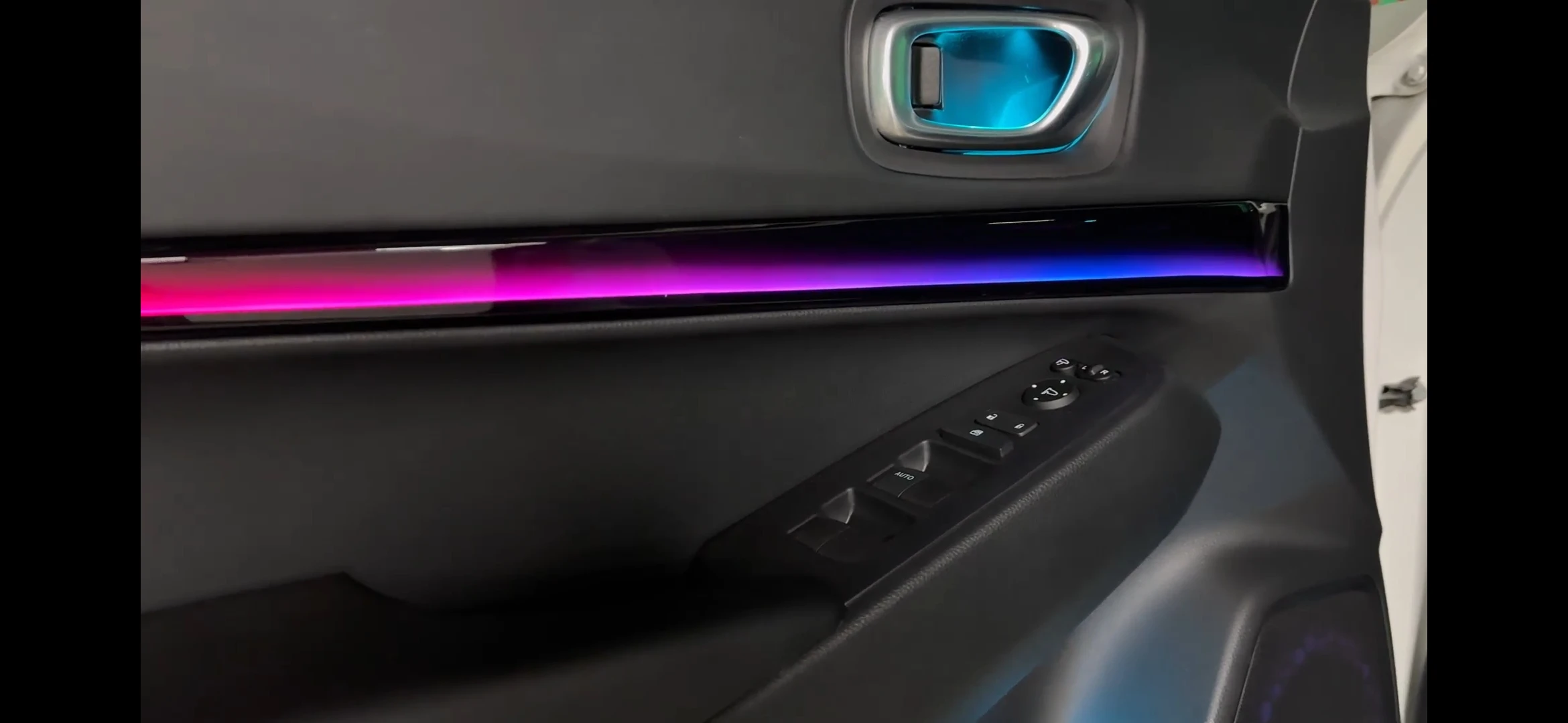 RHD/LHD ICarsin ترقية سيمفوني Led سيارة الإضاءة المحيطة الداخلية لهوندا Vezel/HRV 2022-2025 اكسسوارات الشريط الديكور