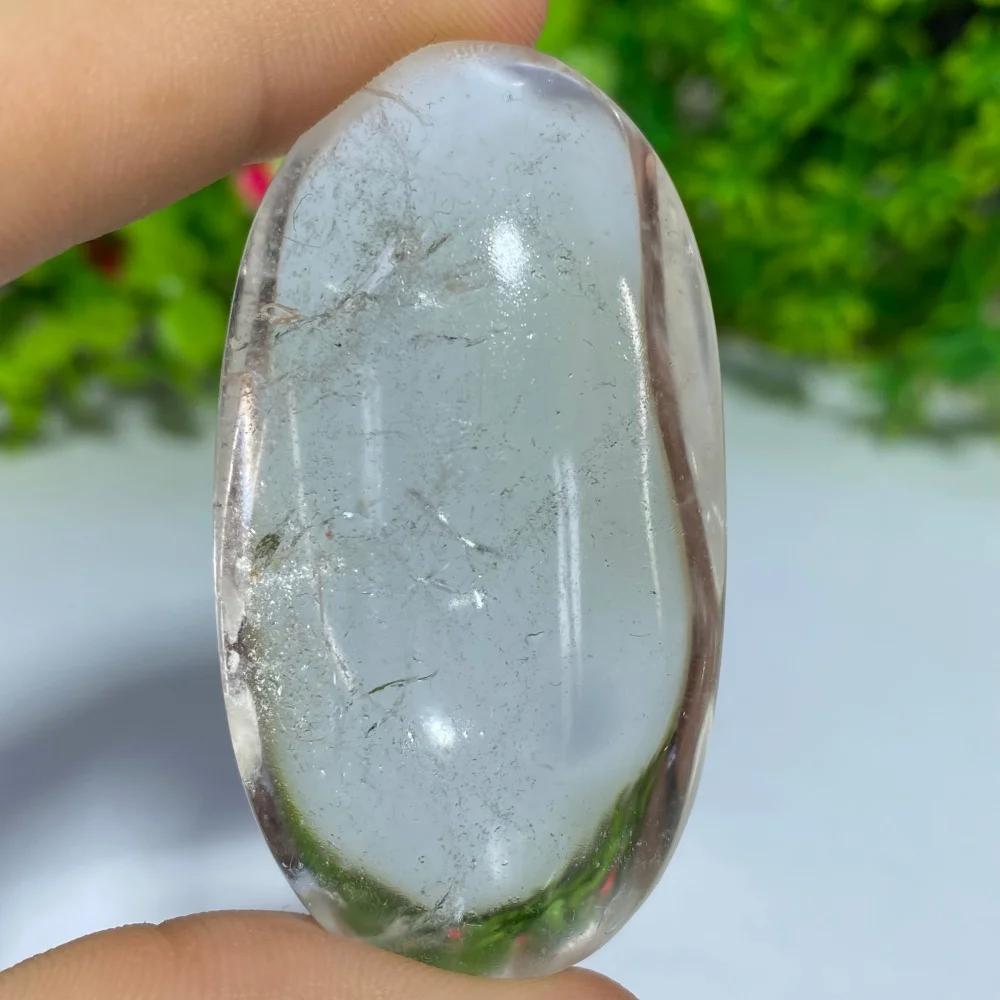 Natural White Crystal Gemstone Large Particle Polished Original Mineral for Spiritual Meditation Hand Play Home Decor