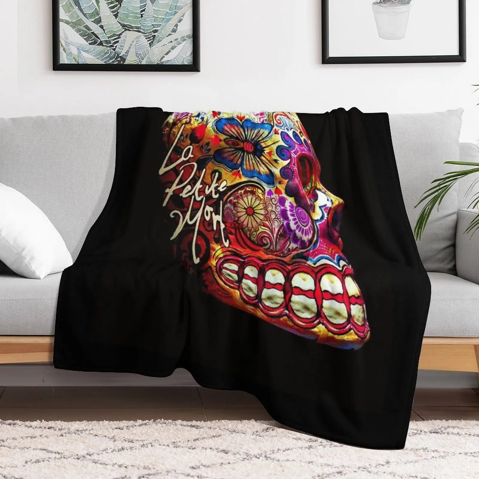 Album la petite mort Throw Blanket