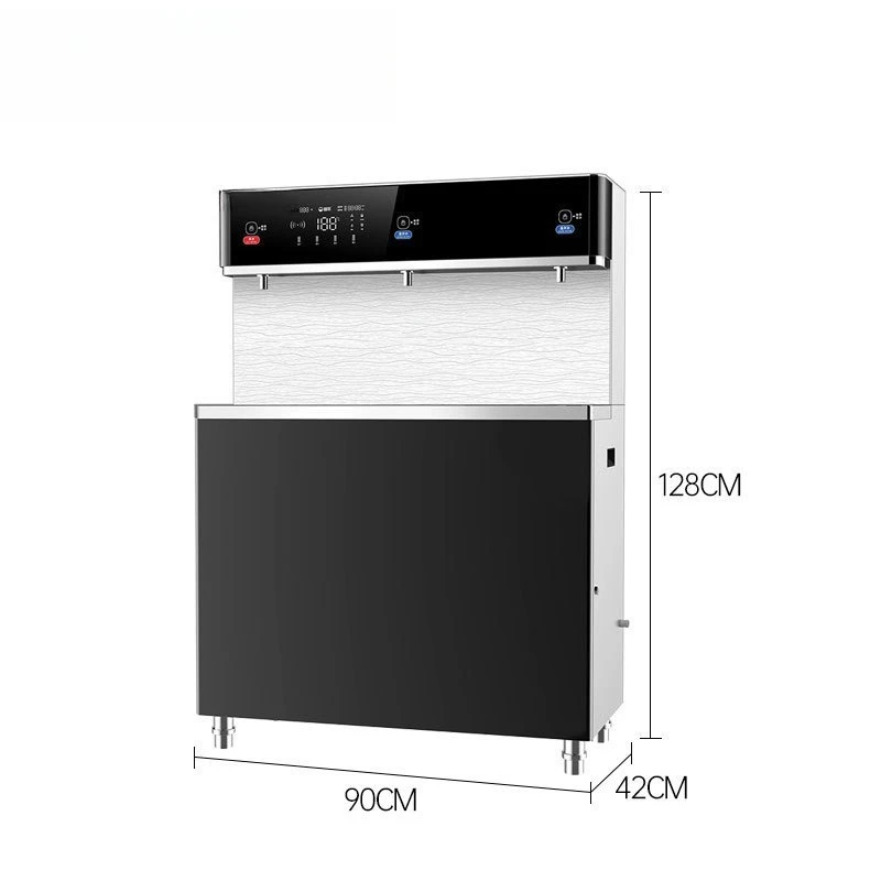 Large-capacity filtration of warm water for primary school students