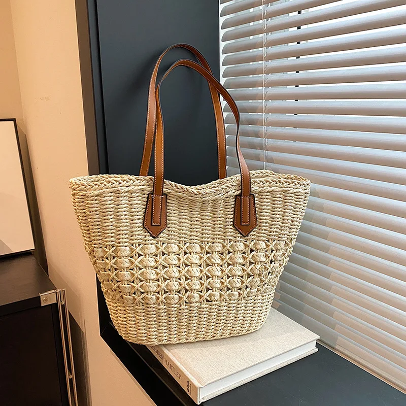 

Straw Tote Bag for Women 2025 - Large Boho Beach Bag, Woven Raffia Shopper for Vacation & Summer Commute